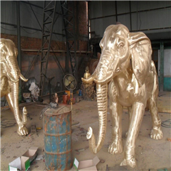 2米铜大象