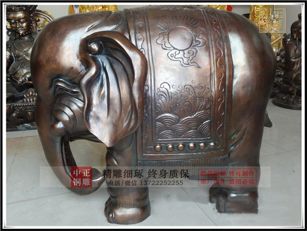 生产铸铜大象
