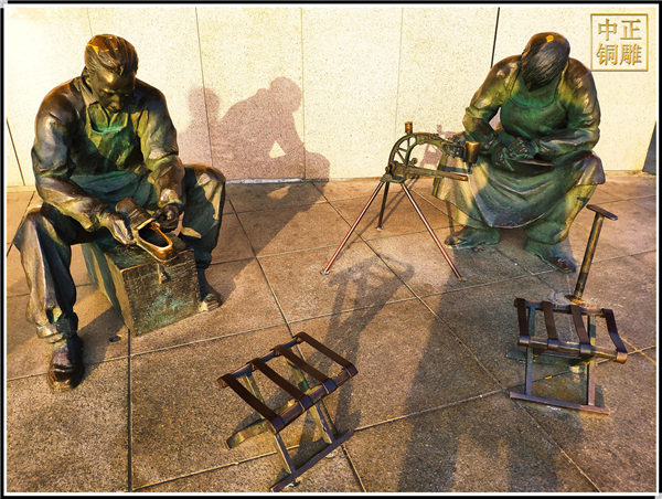 擦皮鞋广场人物铜雕塑