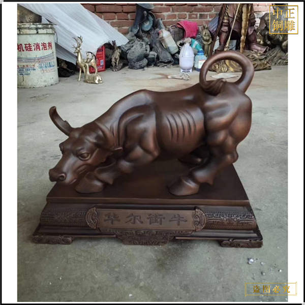出售华尔街铜牛雕塑