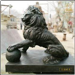 狮子踩绣球雕塑