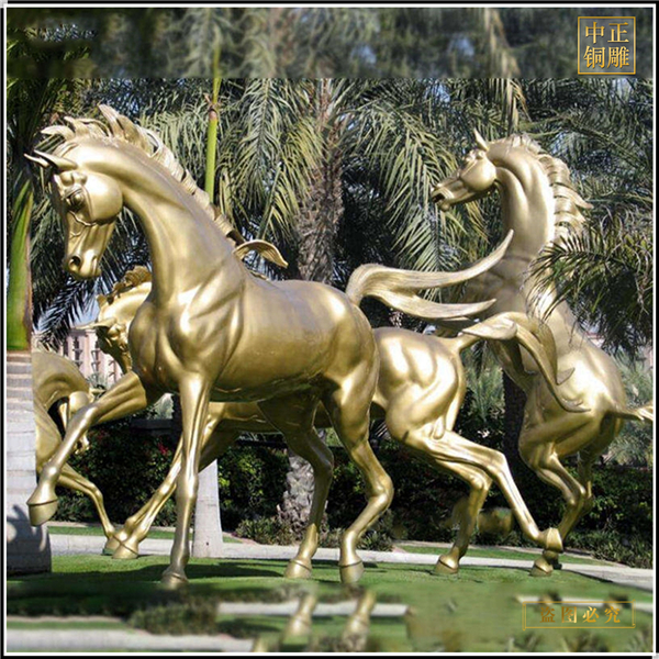 小区摆放动物铜马雕塑