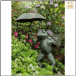 青蛙打伞园林景观雕塑