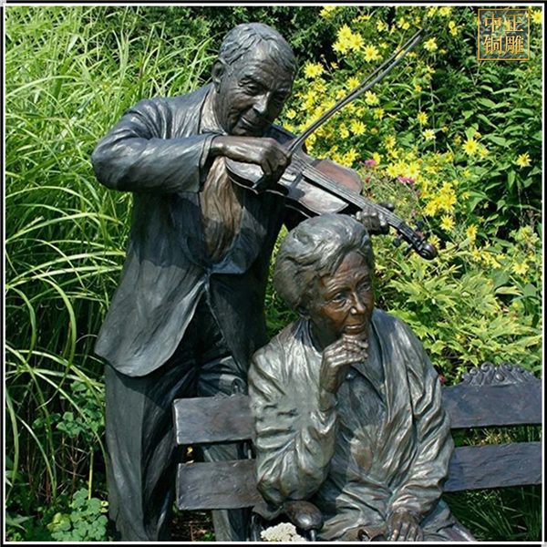 园林拉小提琴人物铜雕塑.jpg