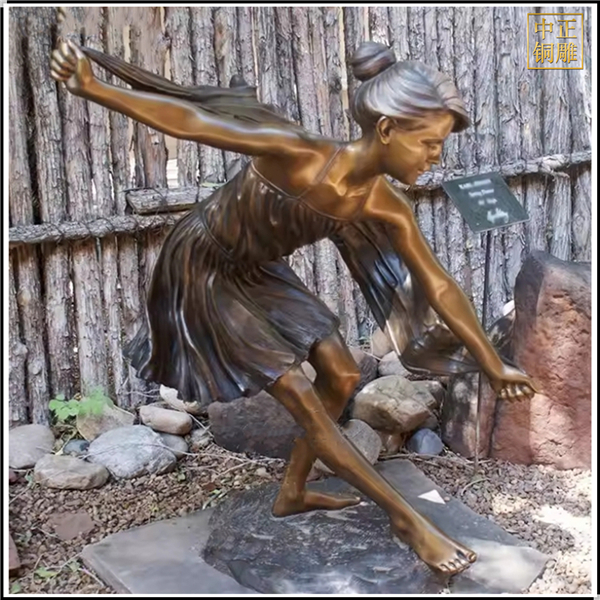 芭蕾舞女孩铜雕塑定制